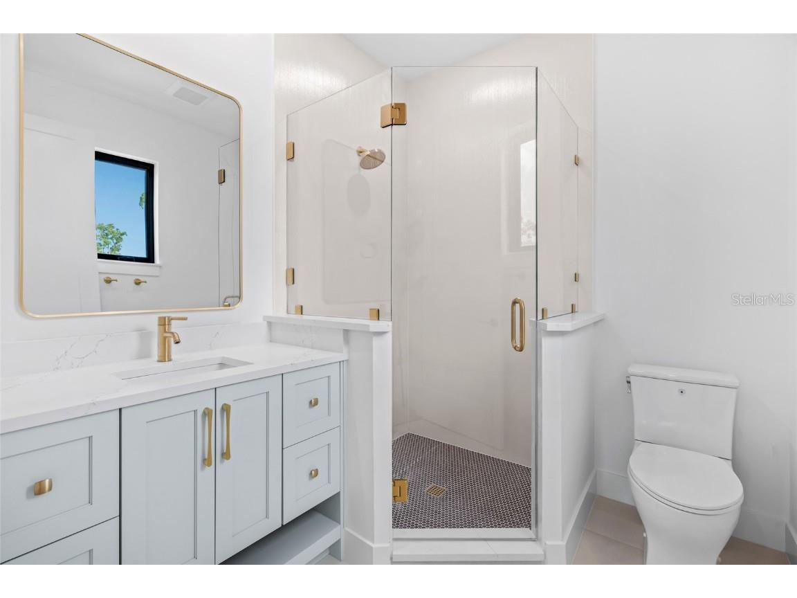 2111 Hawthorne Street Sarasota FL 34239 A4658635 image45