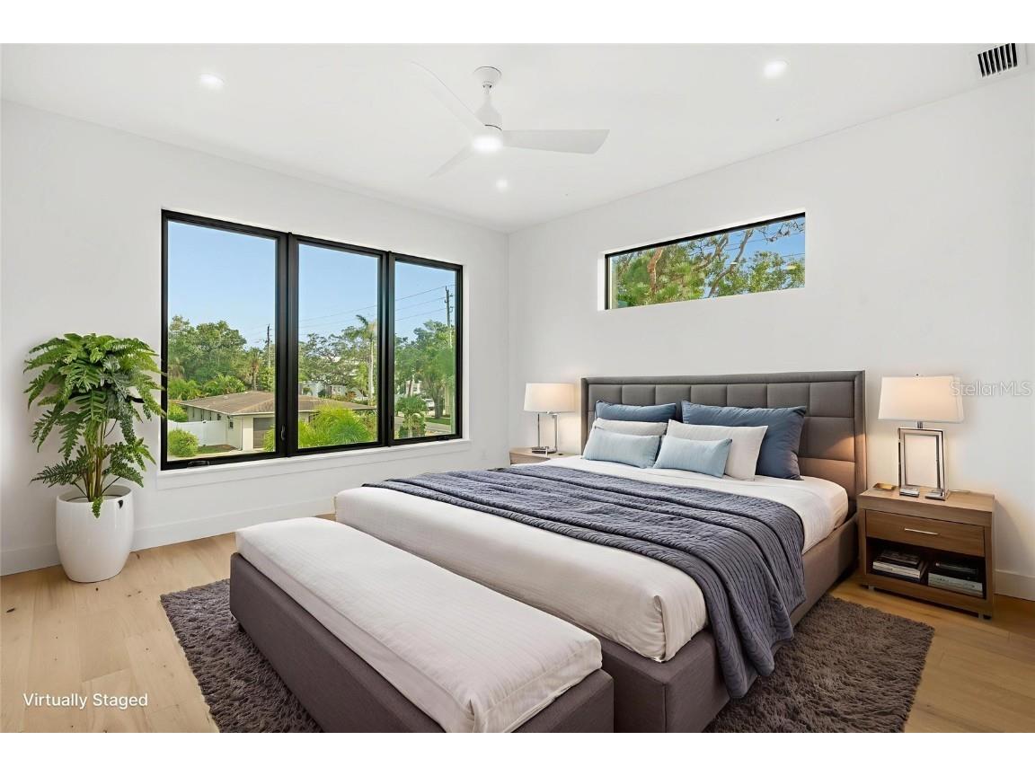 2111 Hawthorne Street Sarasota FL 34239 A4658635 image46