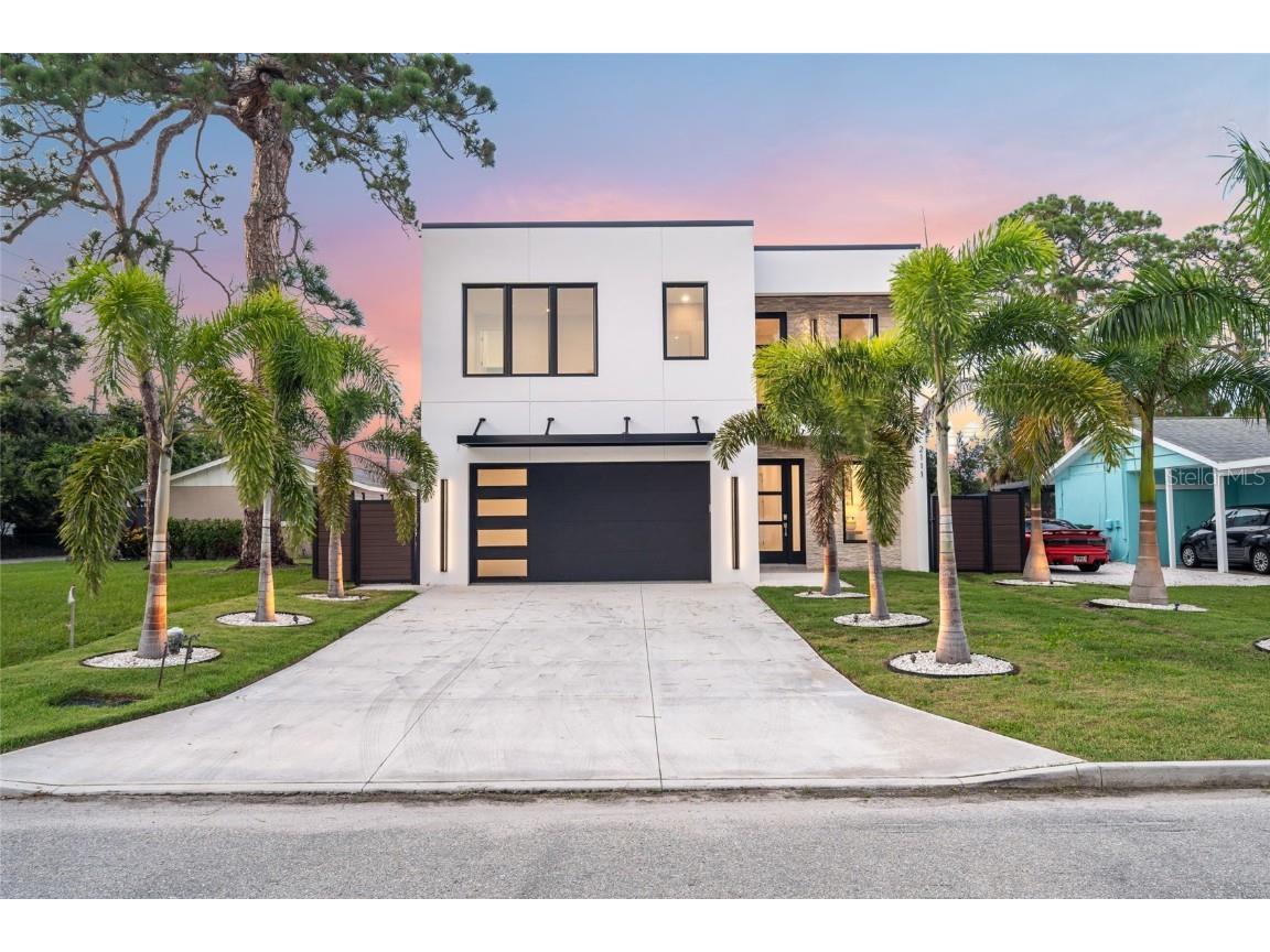 2111 Hawthorne Street Sarasota FL 34239 A4658635 image55