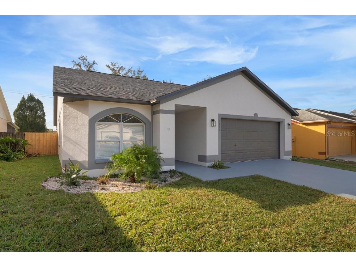 2111 Intervista Lane Valrico FL 33594 T3495991 image1