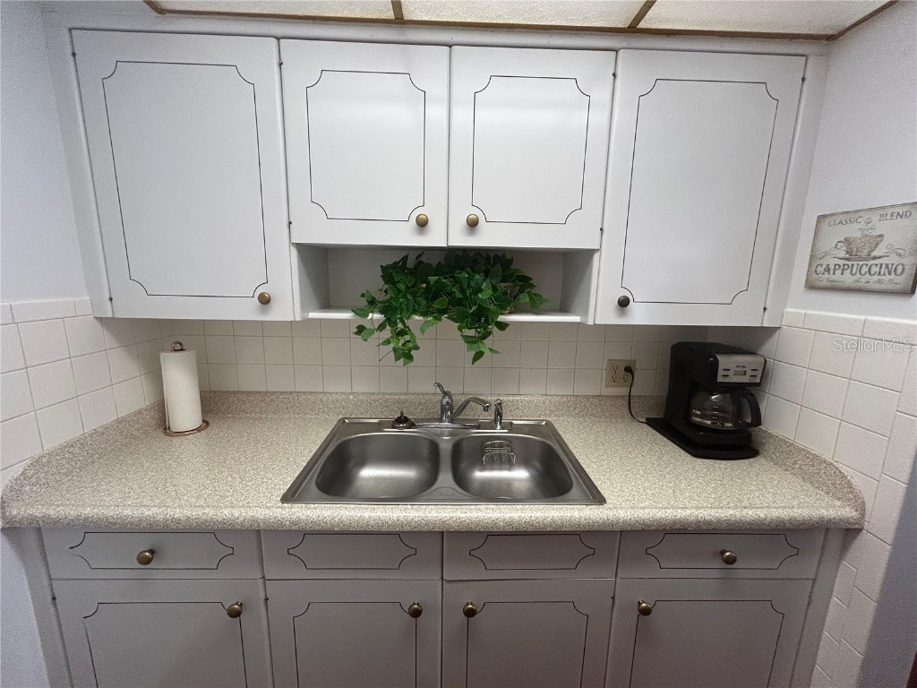 2111 Lakeview Drive #3C Sebring FL 33870 P4937205 image14