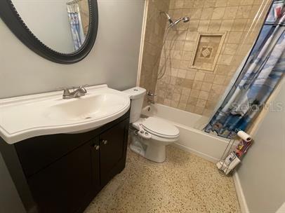 2111 NW 55th Street Gainesville FL 32605 GC536365 image8