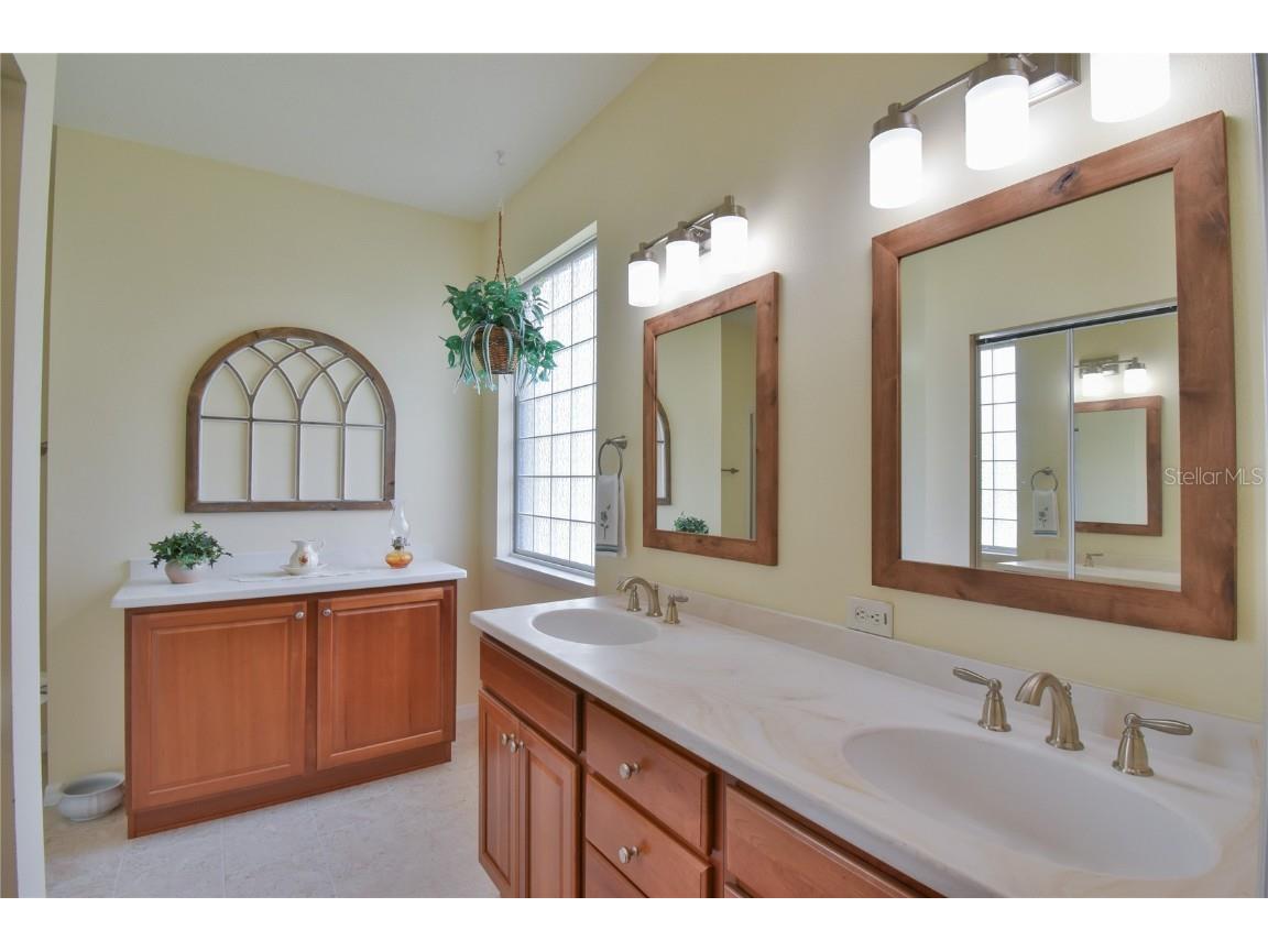 2111 NW 58th Court Ocala FL 34482 OM704843 image14