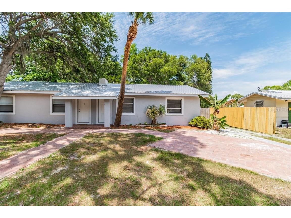 2111 Palm Terrace Sarasota FL 34231 A4613502 image1