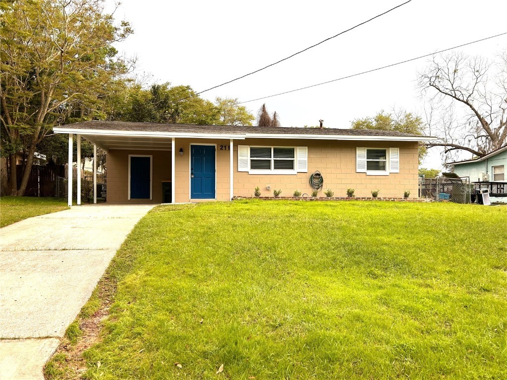 2111 Parkview Avenue Leesburg FL 34748 O6187208 image1