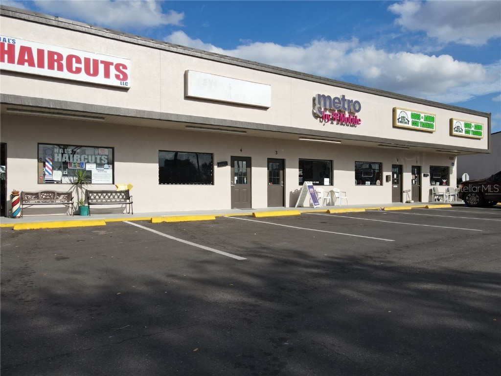 2111 S Ridgewood Avenue Edgewater FL 32141 O6160222 image1