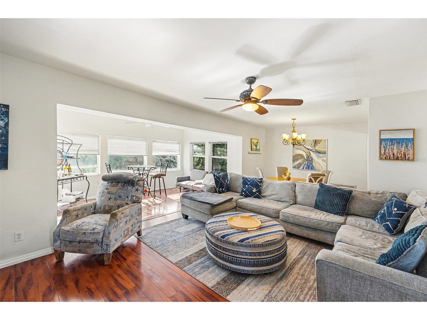 2111 Timber Lane Clearwater FL 33763 TB8457274 image6
