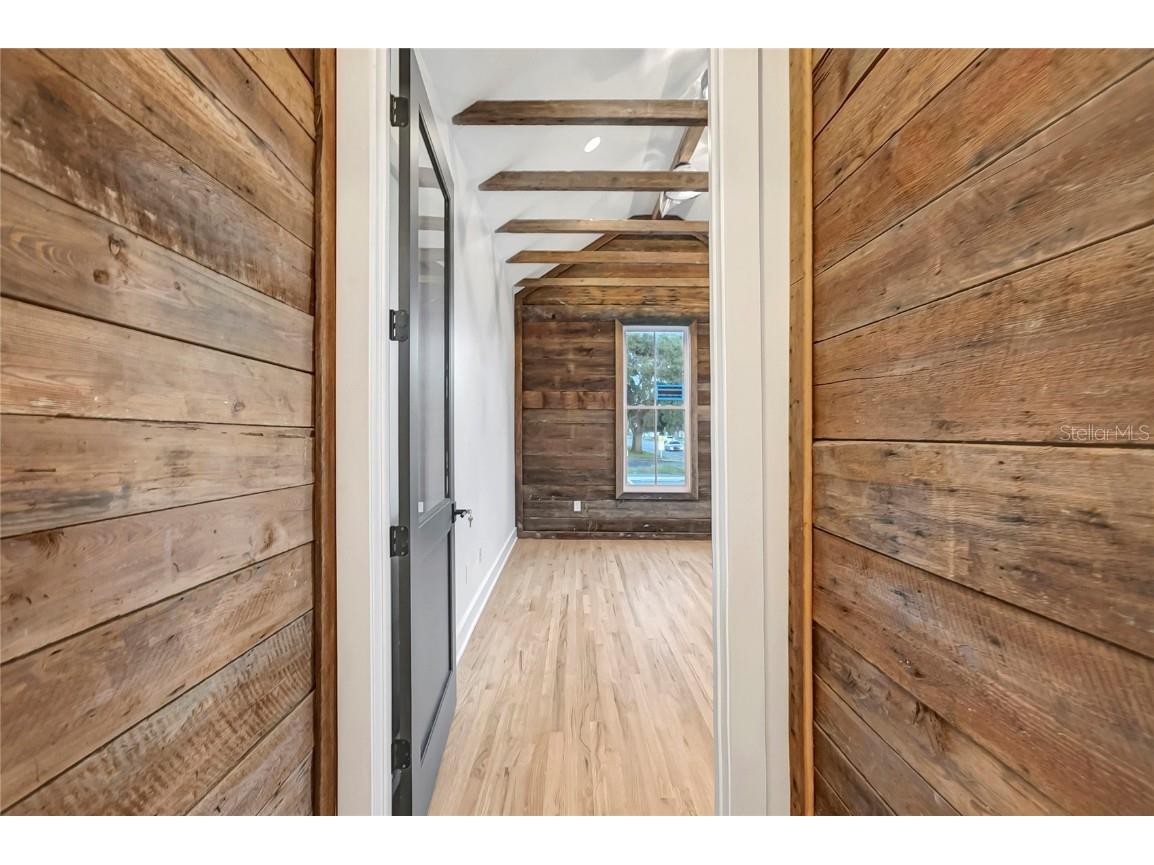 2111 W Cleveland Street Tampa FL 33606 TB8440688 image16