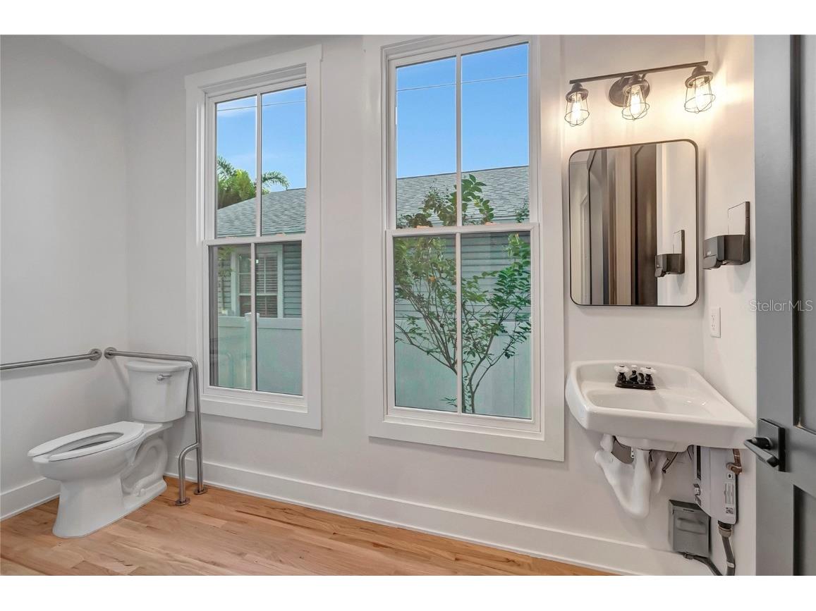 2111 W Cleveland Street Tampa FL 33606 TB8440688 image19