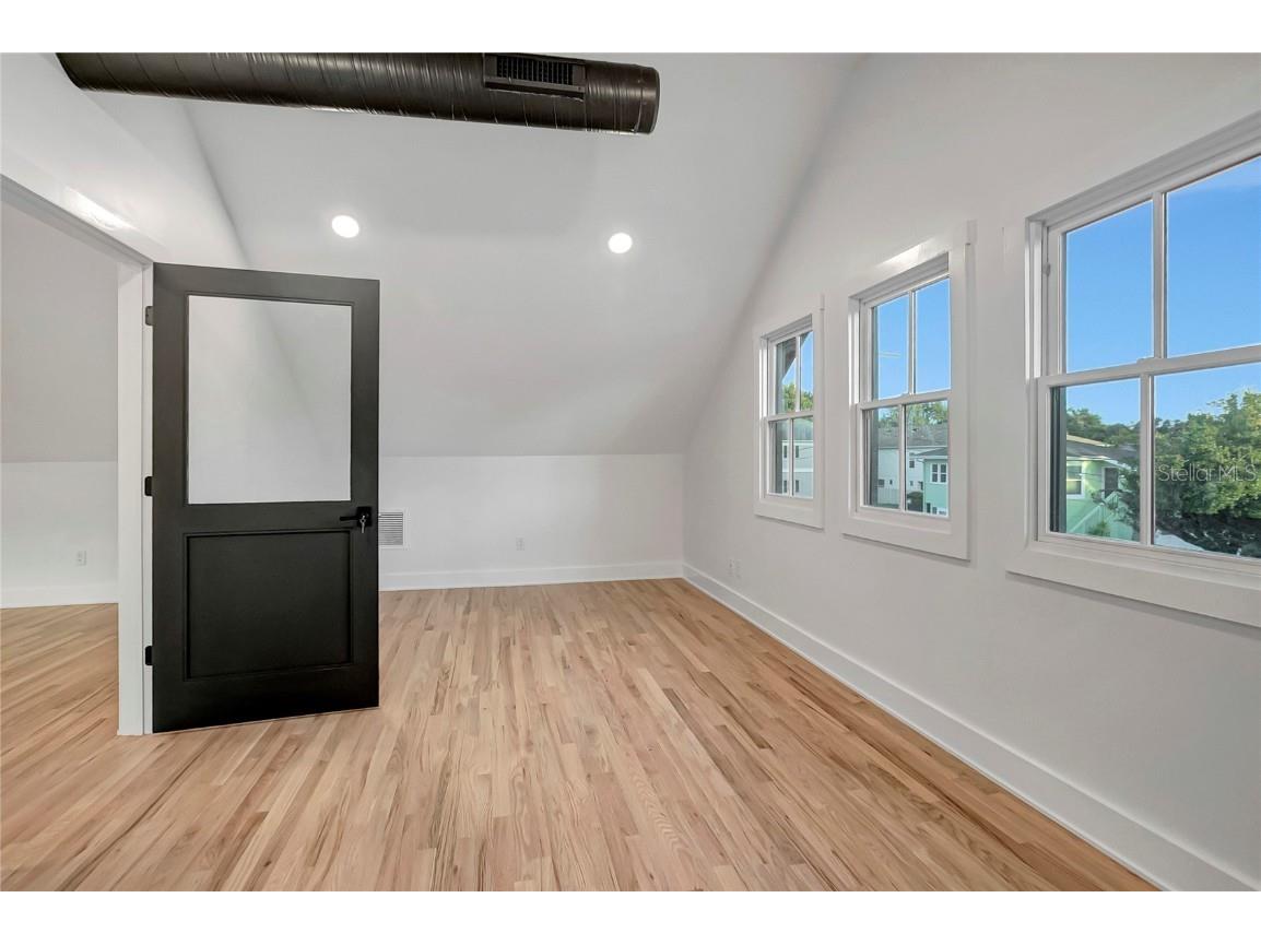 2111 W Cleveland Street Tampa FL 33606 TB8456952 image29