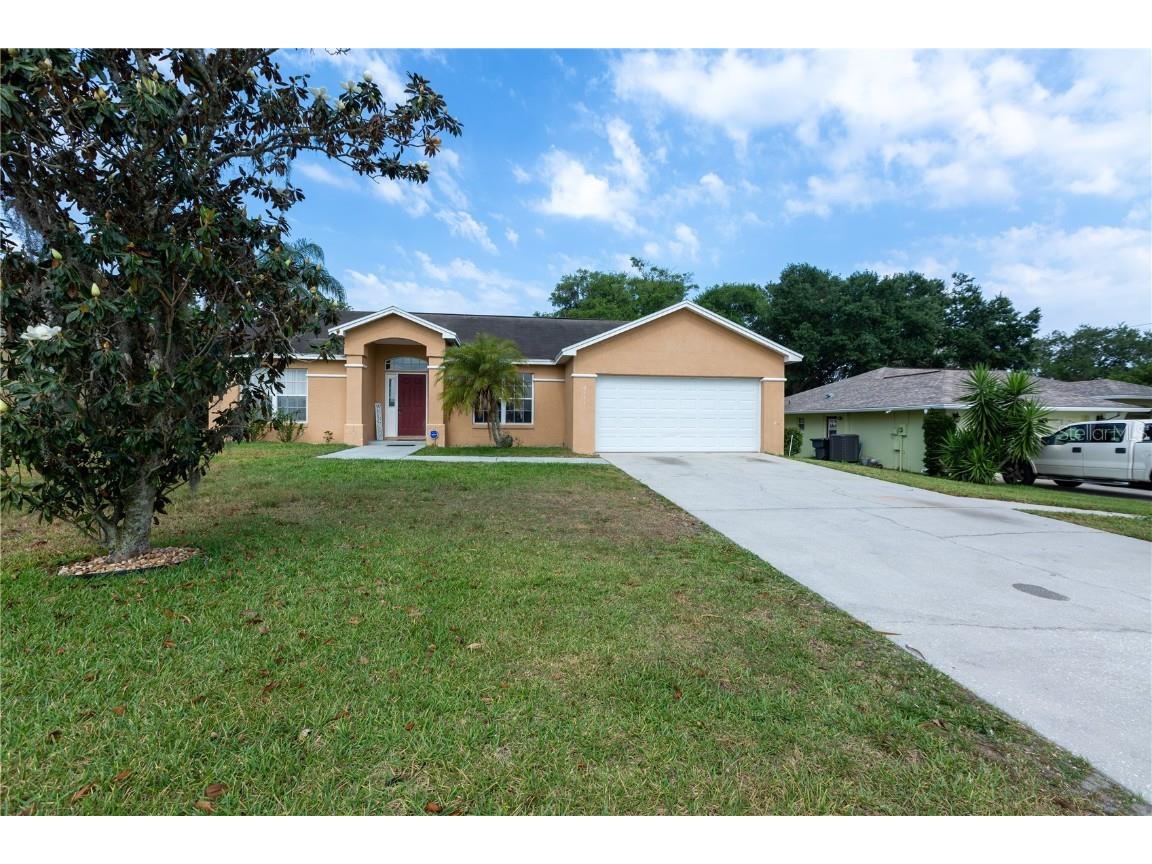 2111 W Daughtery Road Lakeland FL 33810 A4567585 image1