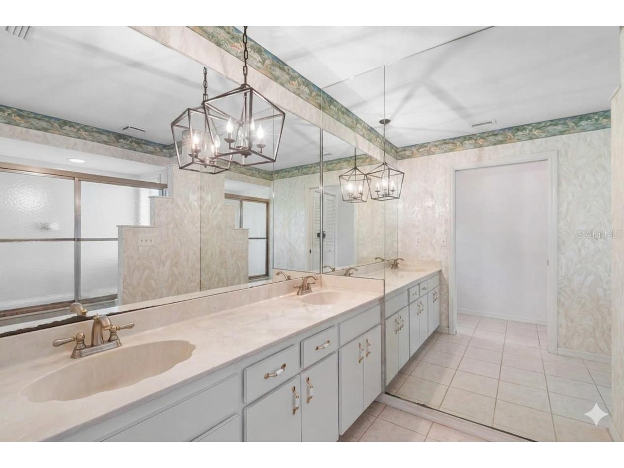 2111 W View Drive Sun City Center FL 33573 TB8485658 image22