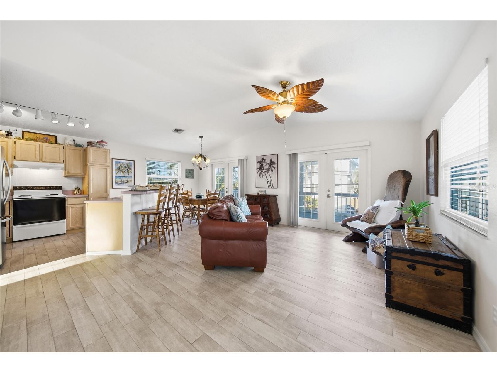 2112 Avenue B Bradenton Beach FL 34217 A4682824 image11