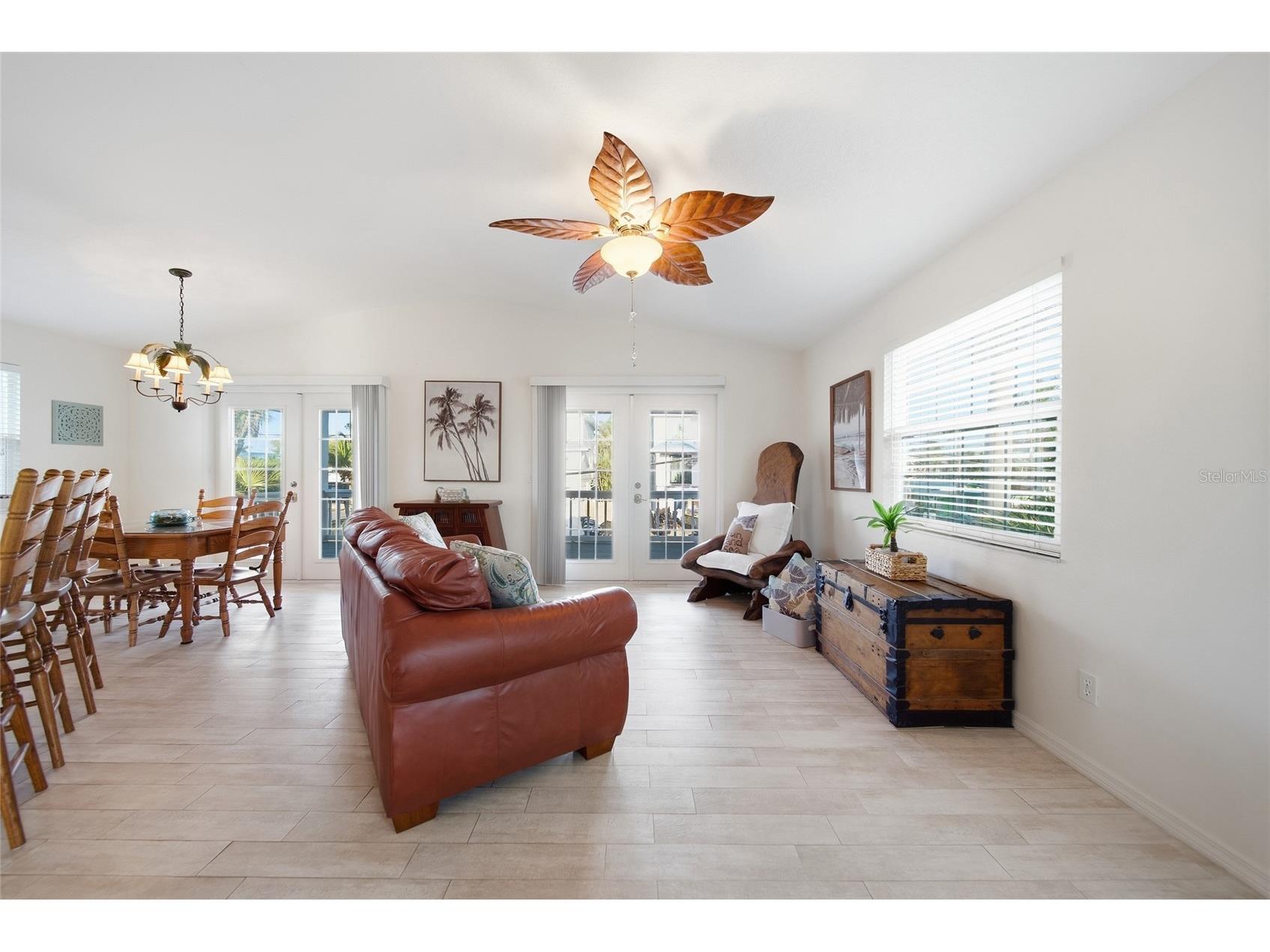 2112 Avenue B Bradenton Beach FL 34217 A4682824 image12