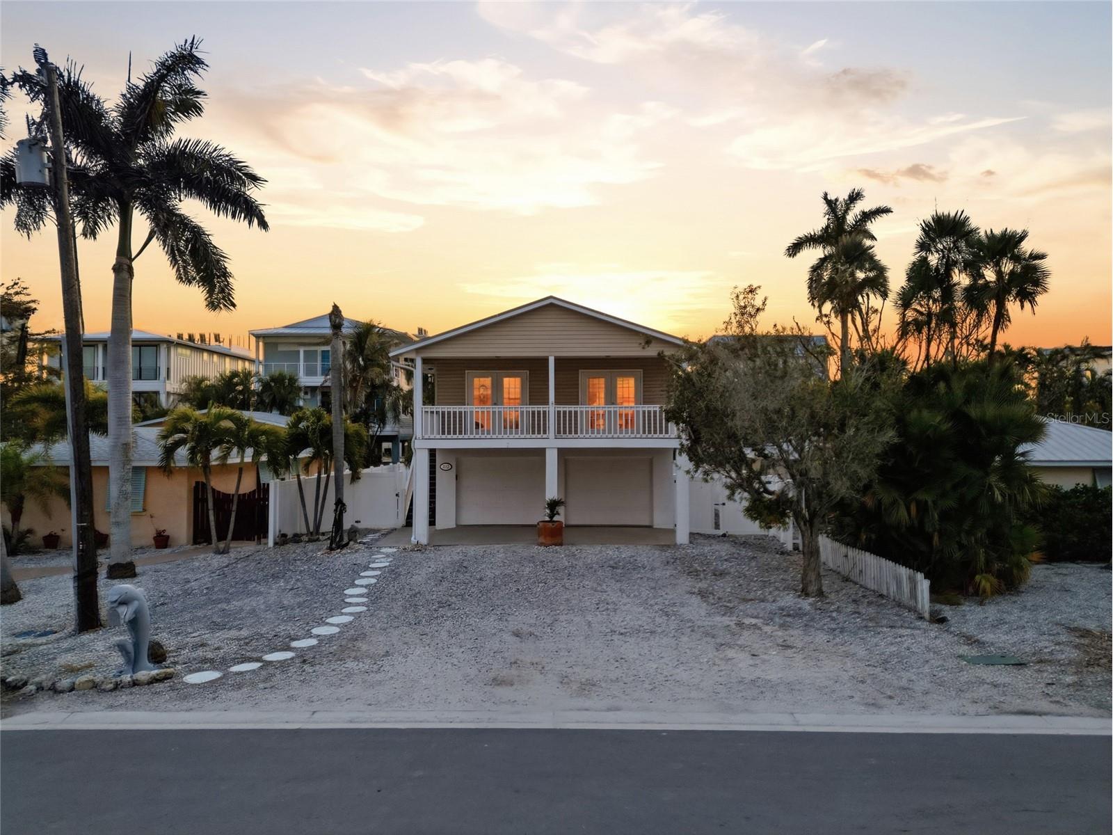 2112 Avenue B Bradenton Beach FL 34217 A4682824 image38