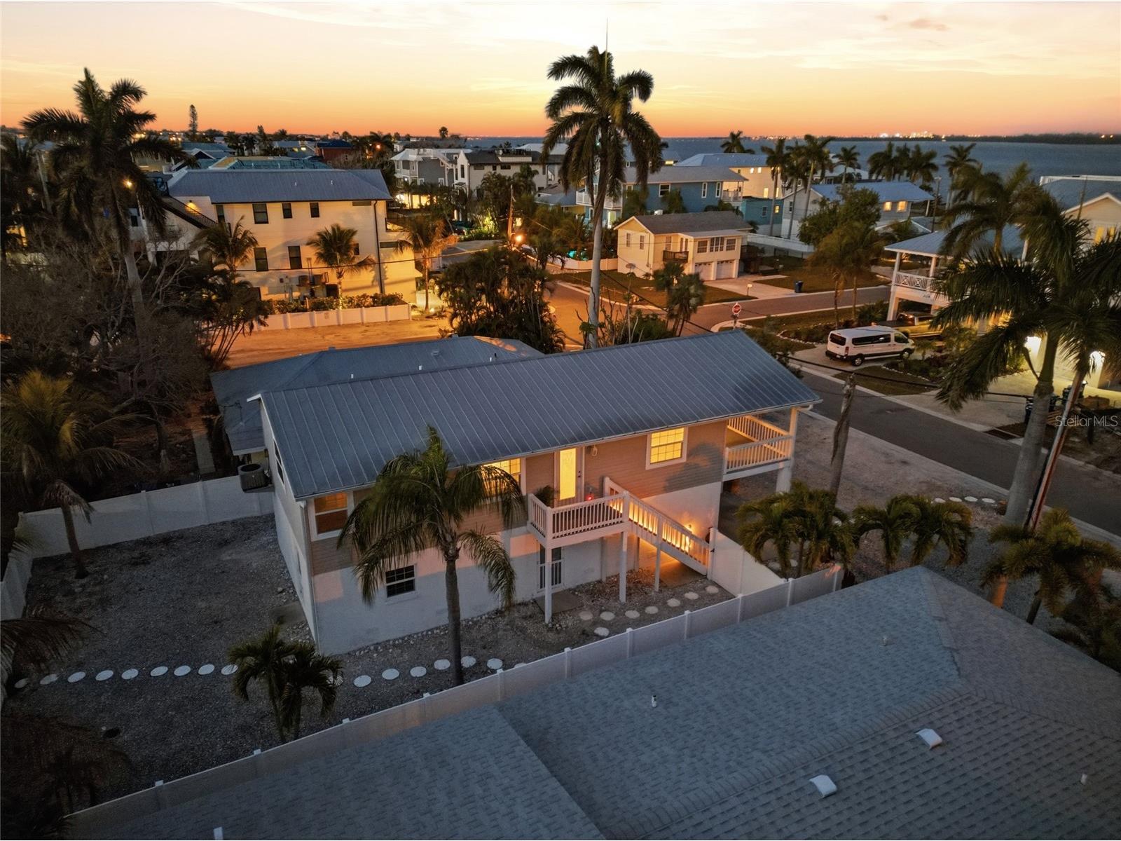2112 Avenue B Bradenton Beach FL 34217 A4682824 image45