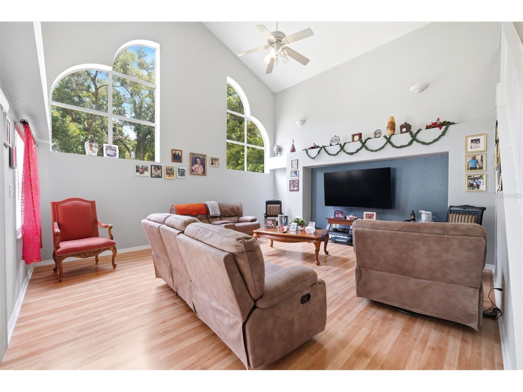 2112 Heritage Crest Drive Valrico FL 33594 TB8514483 image18