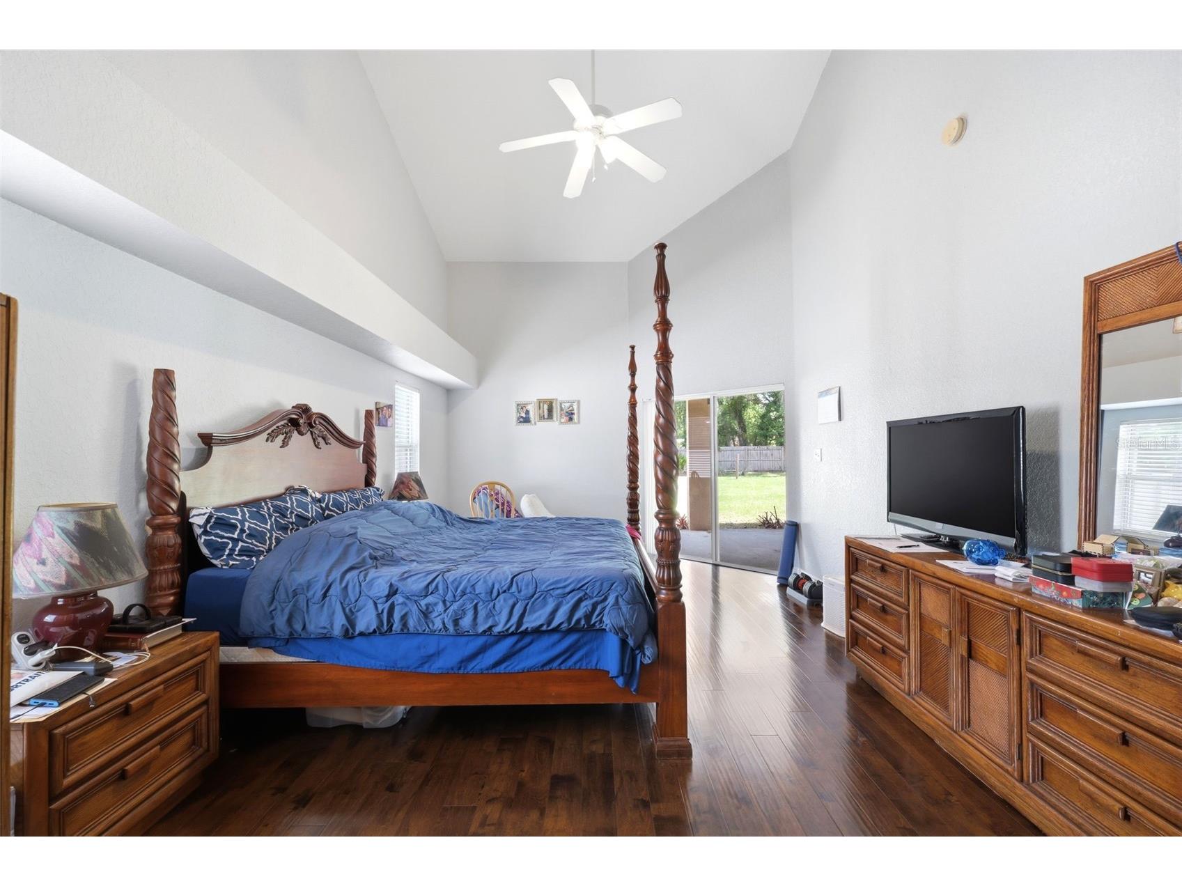 2112 Heritage Crest Drive Valrico FL 33594 TB8514483 image22
