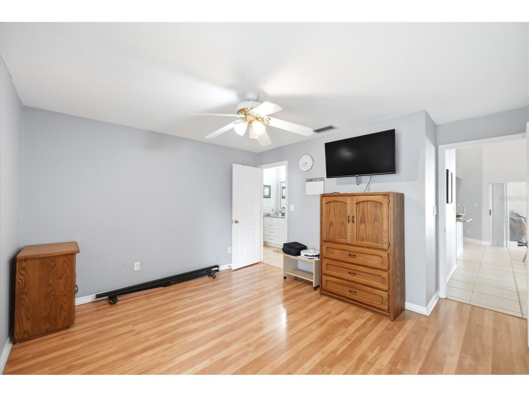 2112 Heritage Crest Drive Valrico FL 33594 TB8514483 image28