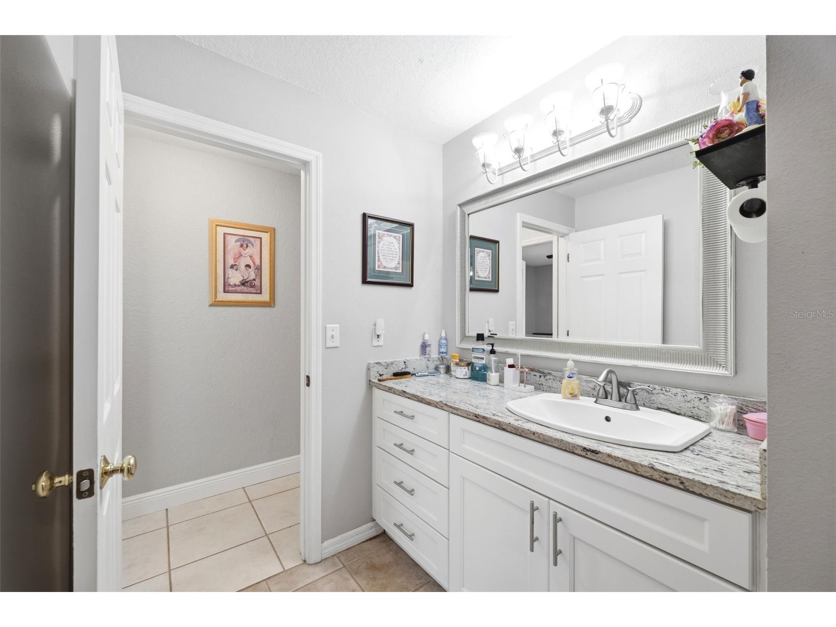 2112 Heritage Crest Drive Valrico FL 33594 TB8514483 image31