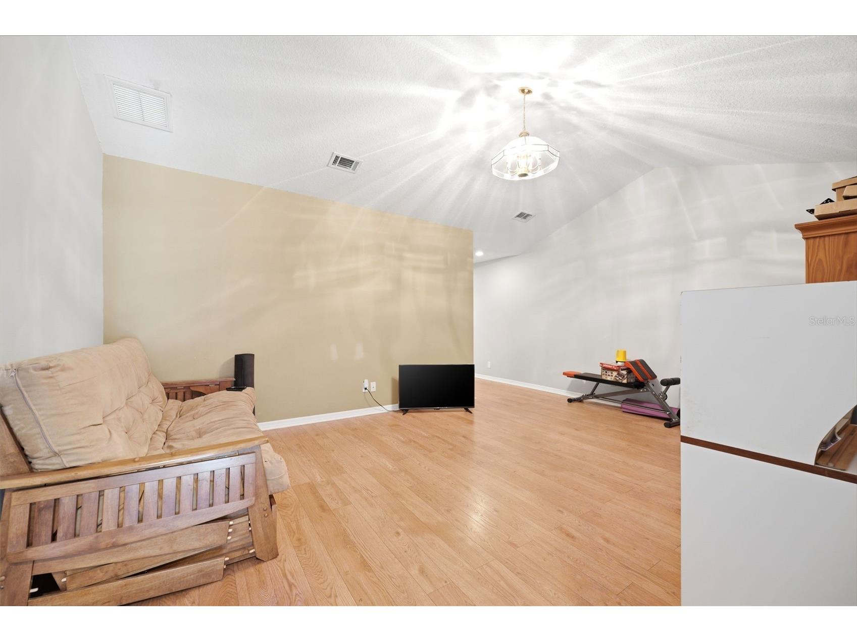2112 Heritage Crest Drive Valrico FL 33594 TB8514483 image32