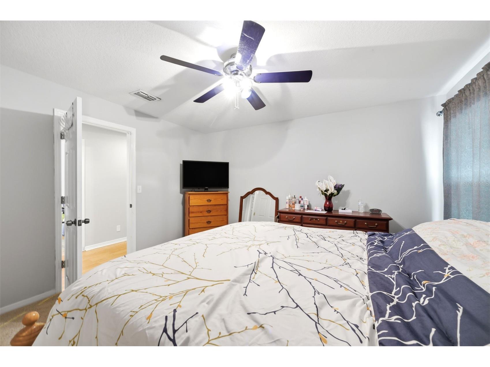 2112 Heritage Crest Drive Valrico FL 33594 TB8514483 image35