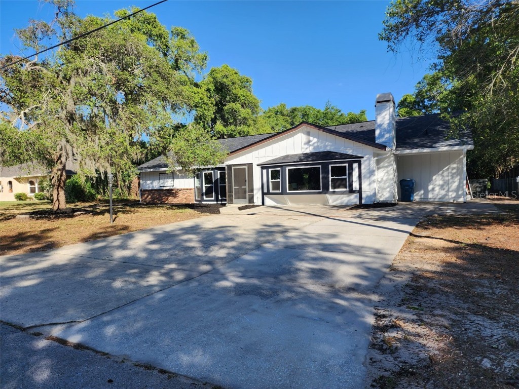 2112 Meadow Lark Road Spring Hill FL 34608 W7854195 image1