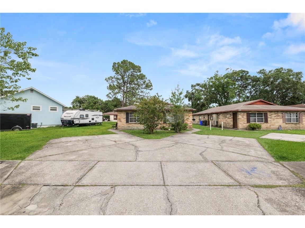 2112 S San Gully Road #2112/2114 Lakeland FL 33803 L4953615 image1