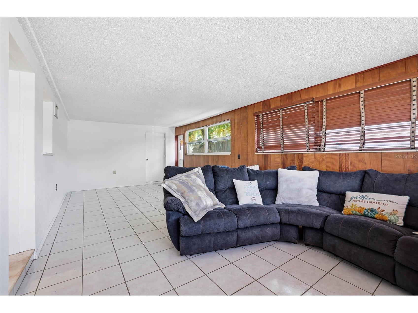 2112 W Orient Street Tampa FL 33607 TB8510466 image13