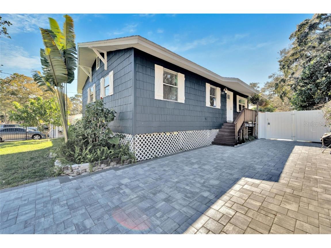 2112 W Paris Street Tampa FL 33604 T3501837 image1