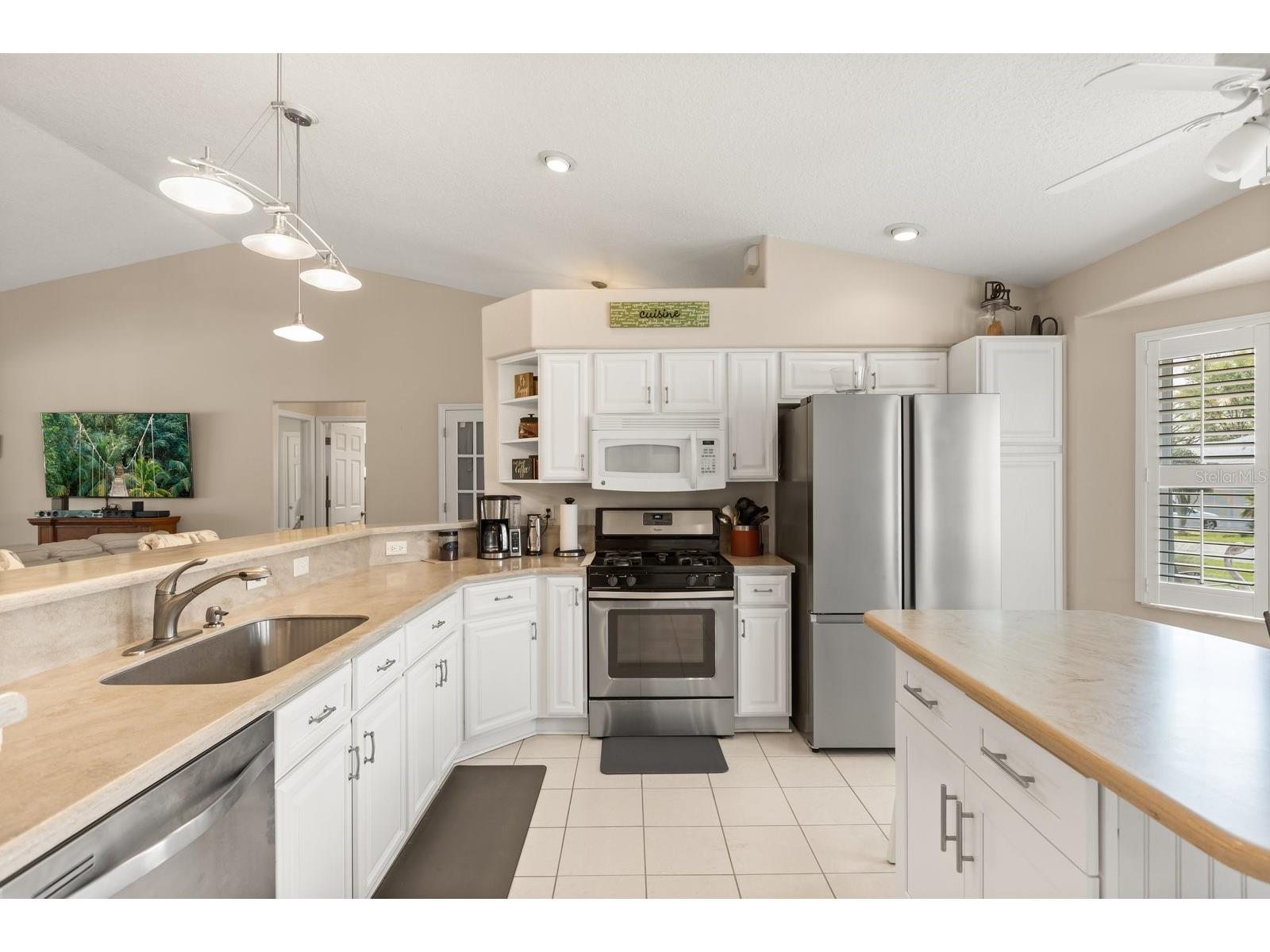 21127 Royal St Georges Lane Leesburg FL 34748 A4686807 image10