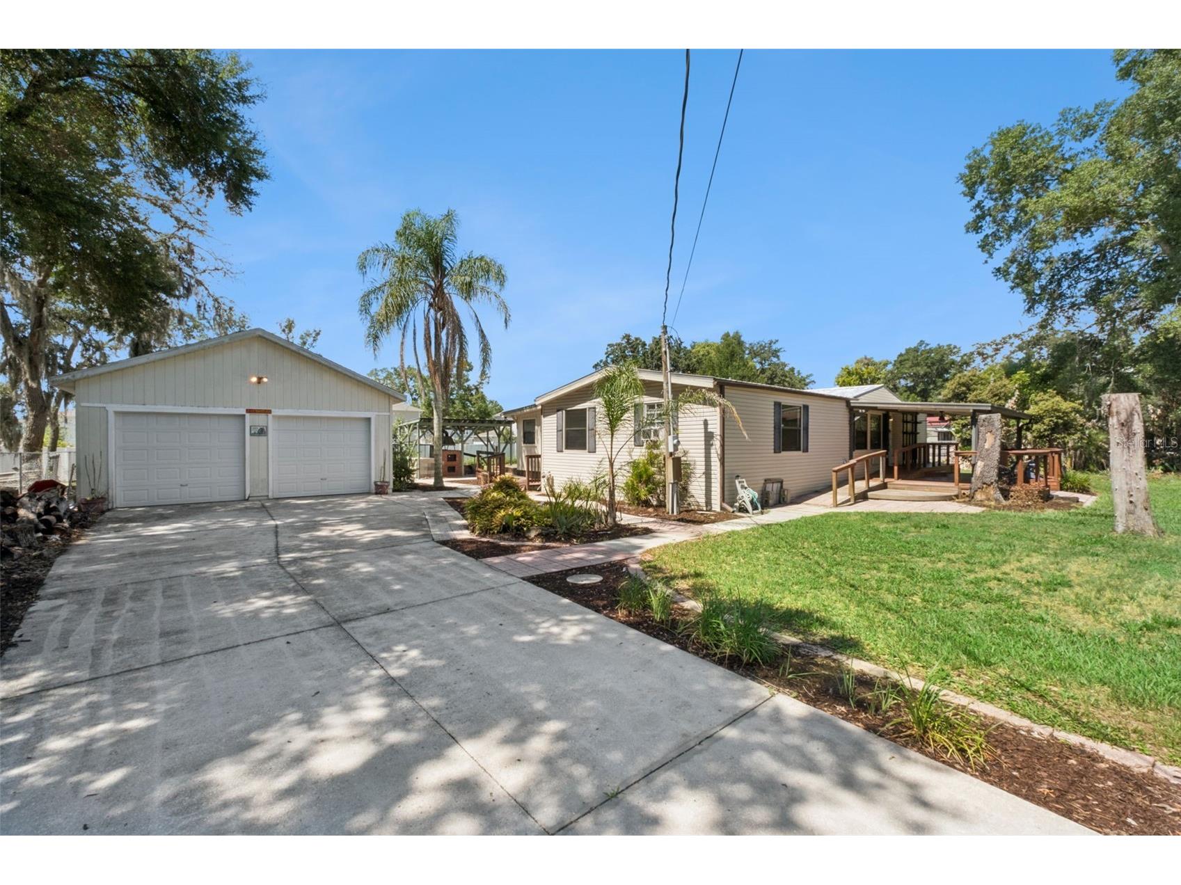 21128 Niles Avenue Mount Dora FL 32757 TB8510746 image1