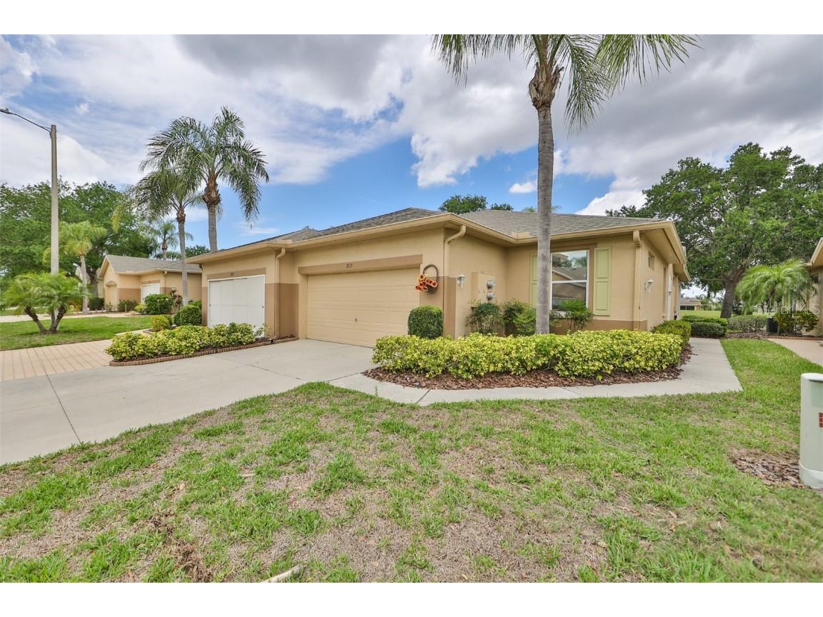 2113 Acadia Greens Drive Sun City Center FL 33573 T3436960 image1