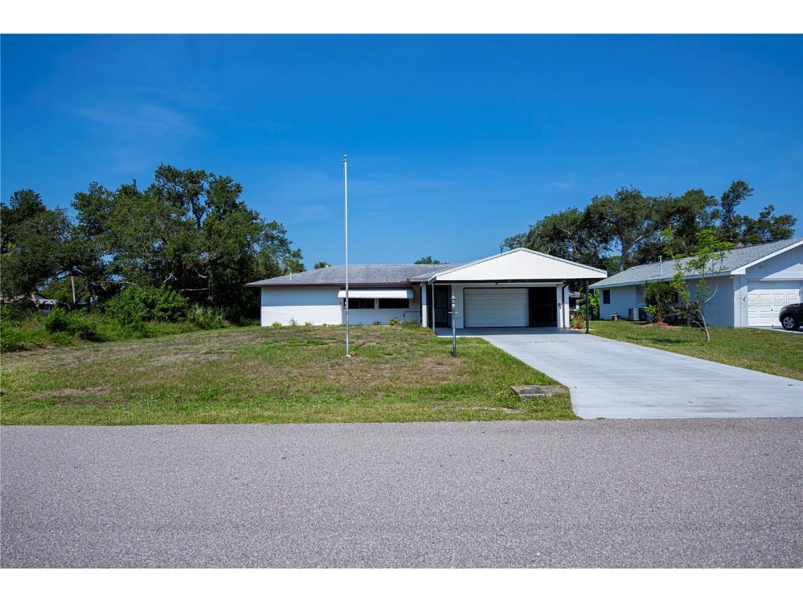 2113 Barksdale Street Port Charlotte FL 33948 C7509368 image1