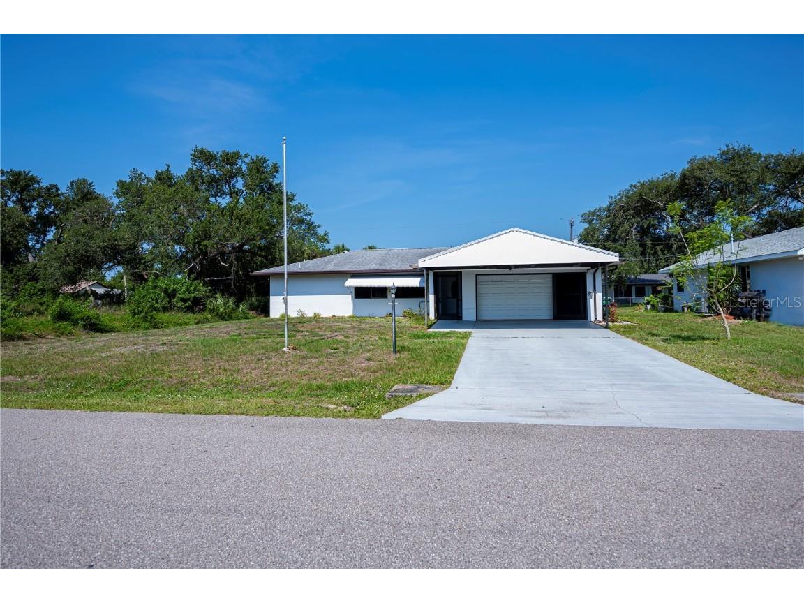 2113 Barksdale Street Port Charlotte FL 33948 C7509368 image3