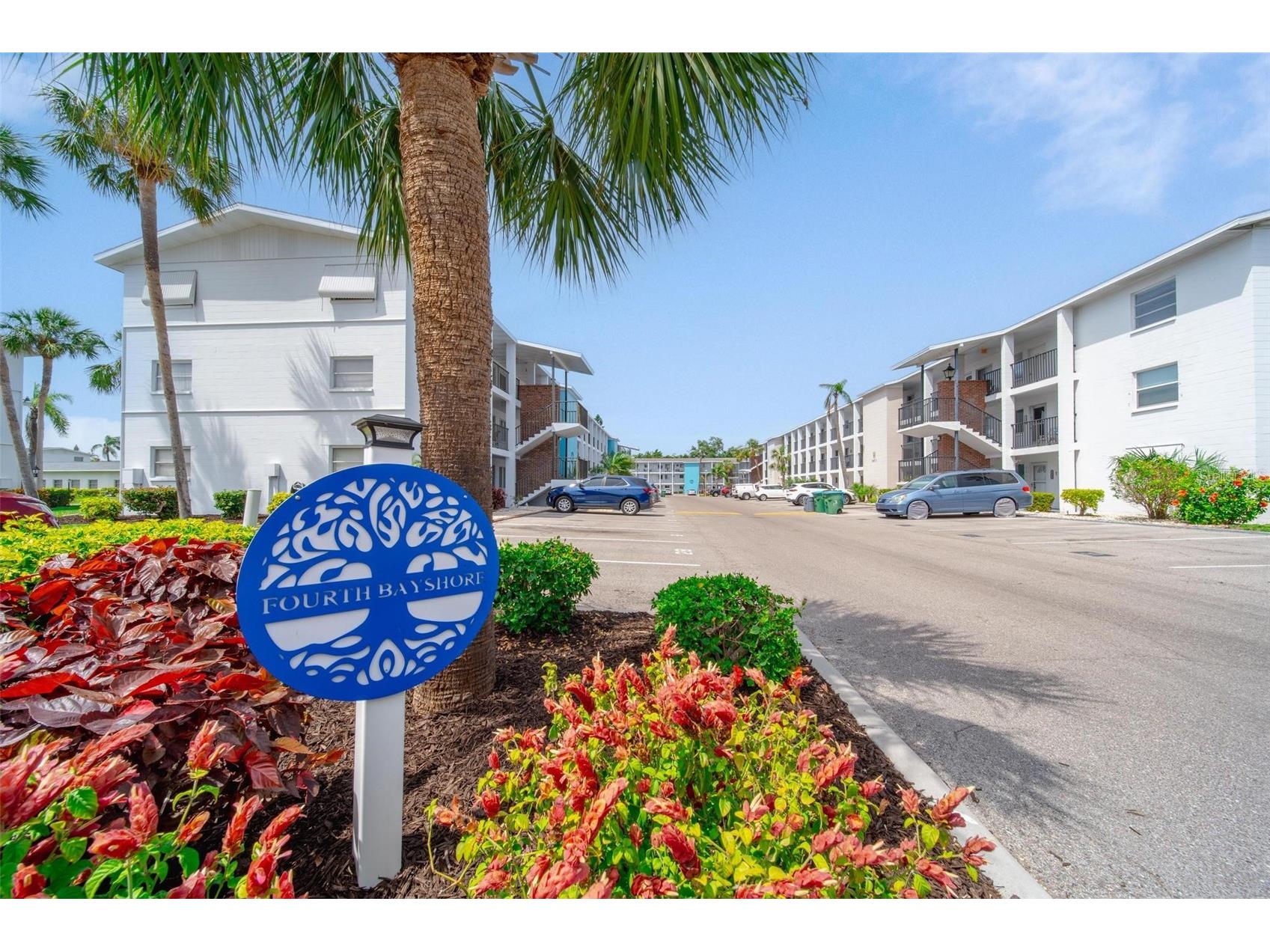 2113 Canal Drive #B2 Bradenton FL 34207 TB8351890 image1