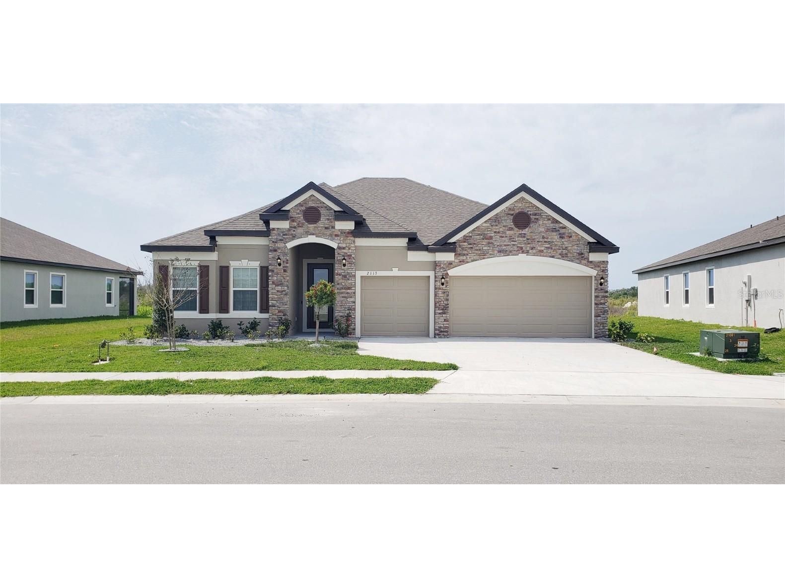 2113 Citrus Breeze Drive Bradenton FL 34208 A4603578 image1