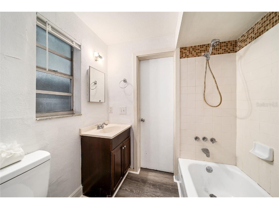 2113 Harrison Avenue Orlando FL 32804 O6350747 image10