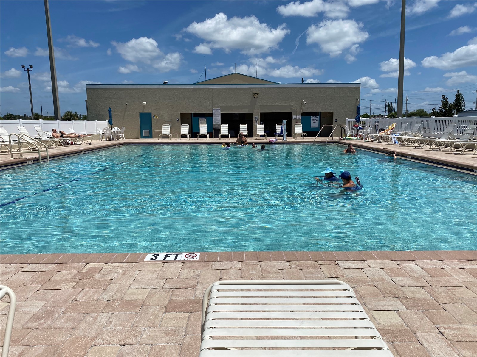 2113 Illinois Avenue Bradenton FL 34207 - SARASOTA BAY A4690286 image27