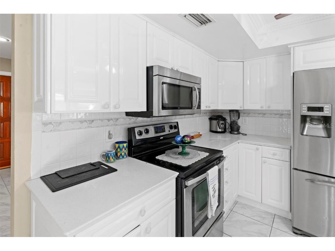 2113 Lochmoor Circle North Fort Myers FL 33903 O6321214 image12