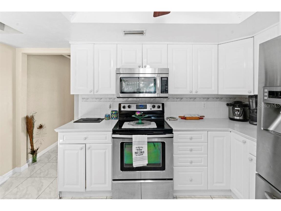 2113 Lochmoor Circle North Fort Myers FL 33903 O6321214 image13