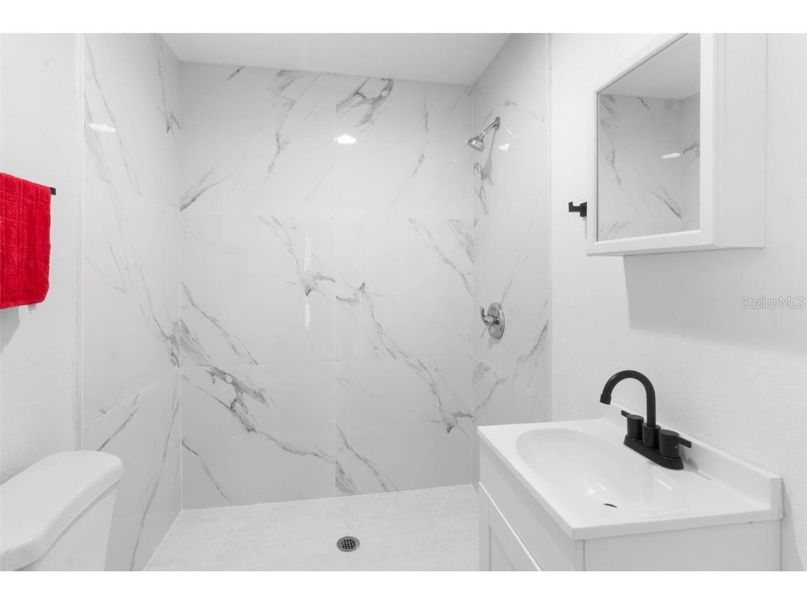 2113 Lochmoor Circle North Fort Myers FL 33903 O6321214 image23