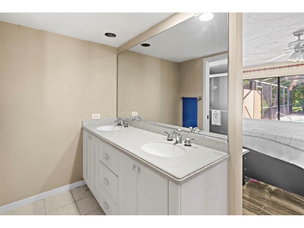 2113 Lochmoor Circle North Fort Myers FL 33903 O6321214 image30