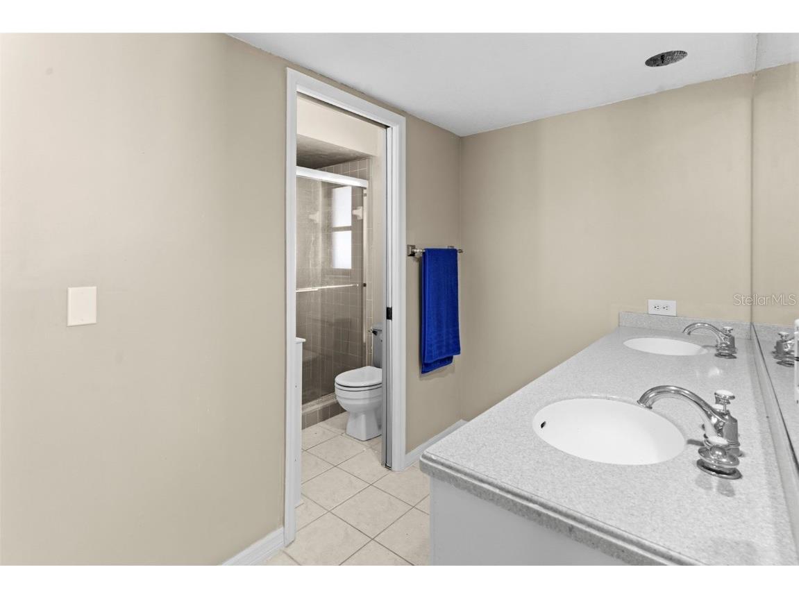 2113 Lochmoor Circle North Fort Myers FL 33903 O6321214 image31