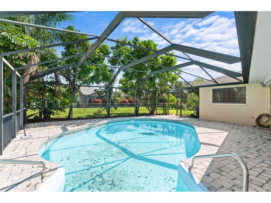 2113 Lochmoor Circle North Fort Myers FL 33903 O6321214 image42