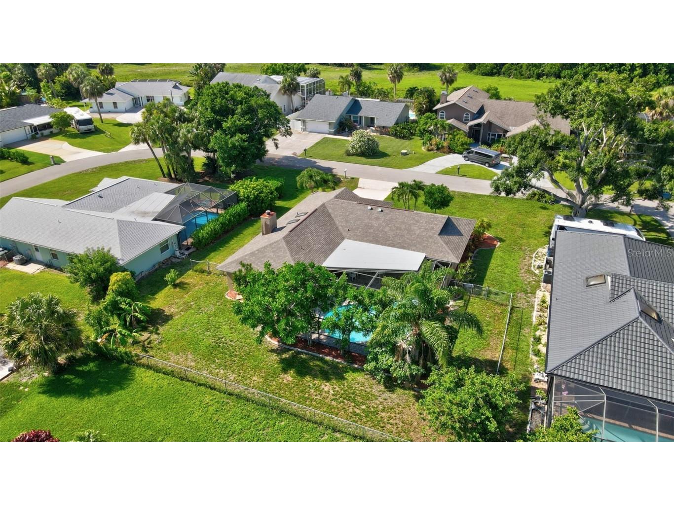 2113 Lochmoor Circle North Fort Myers FL 33903 O6321214 image50