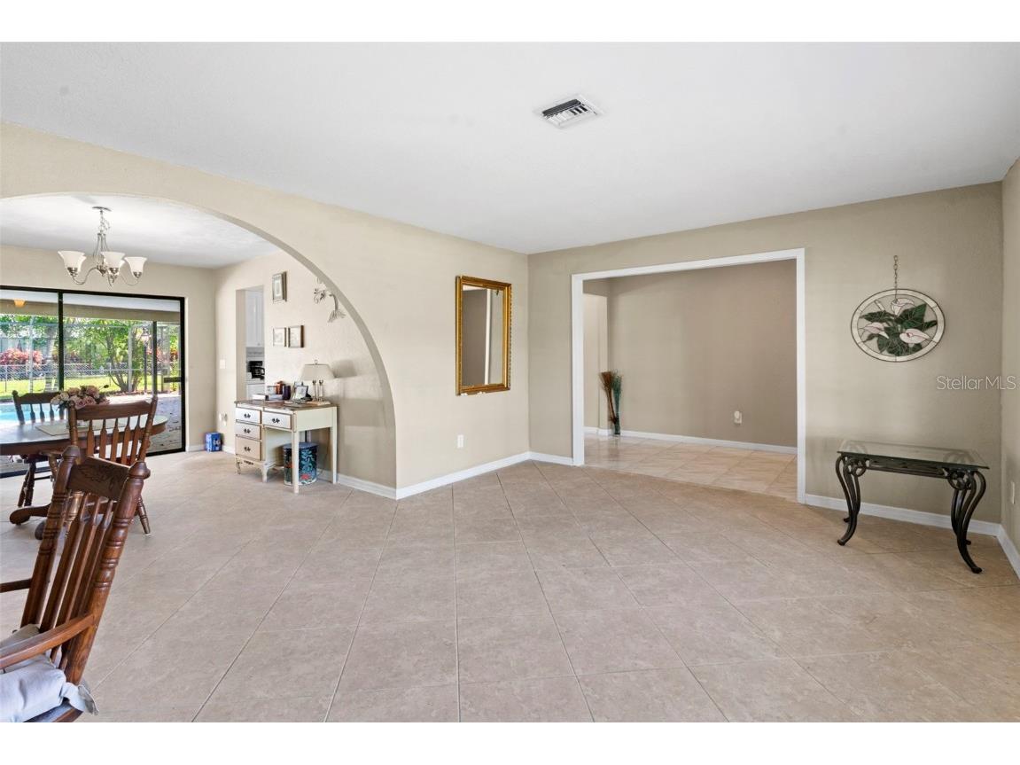 2113 Lochmoor Circle North Fort Myers FL 33903 O6321214 image6