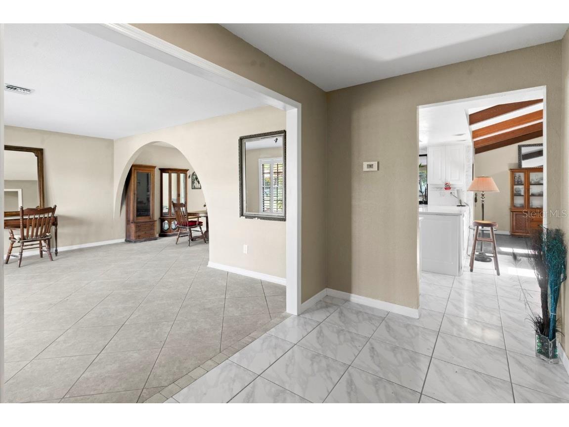 2113 Lochmoor Circle North Fort Myers FL 33903 O6321214 image8