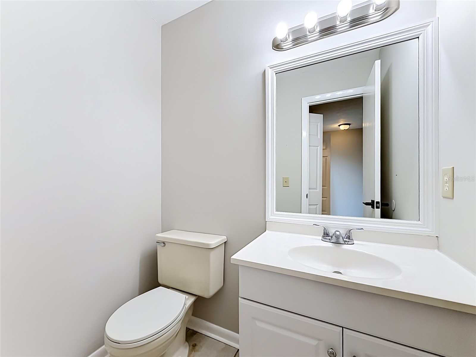 2113 NE 38th Avenue Ocala FL 34479 OM726263 image22