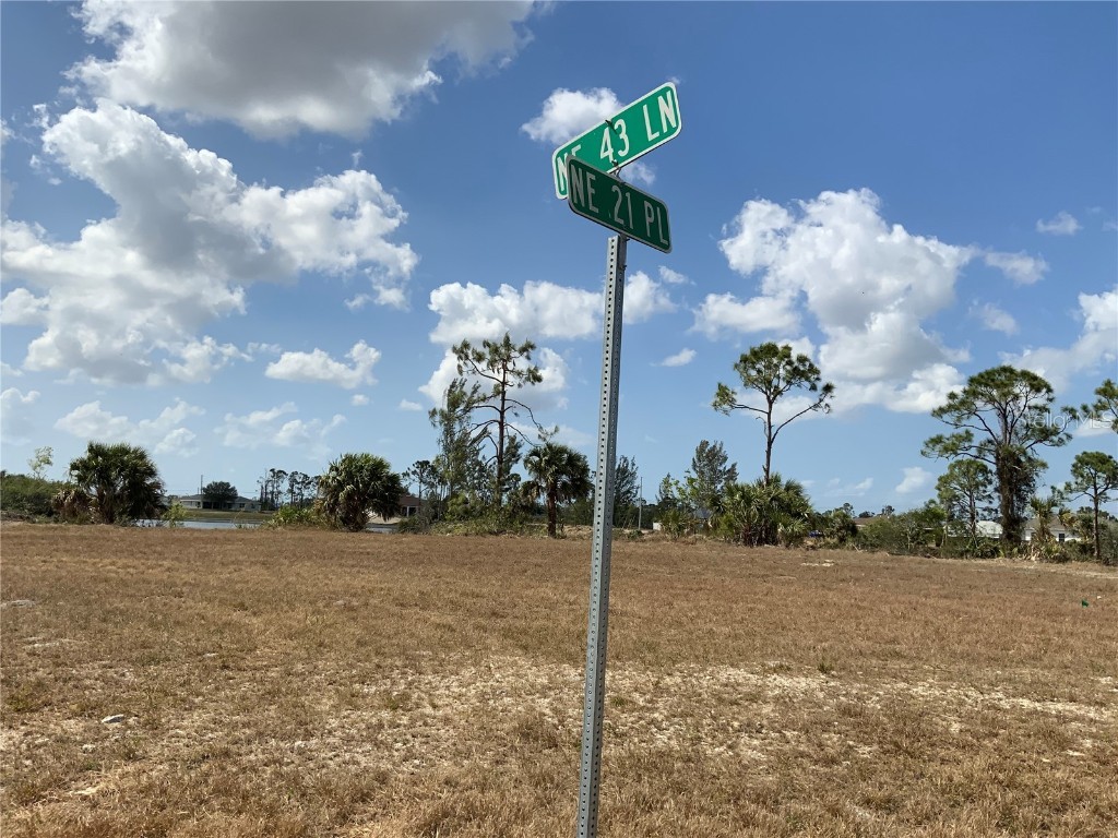 2113 NE 43rd Lane Cape Coral FL 33909 A4563492 image15